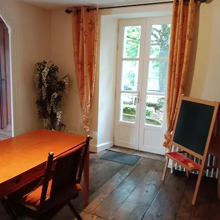 Casa de Férias Superbe Maison De Maitre Vebret